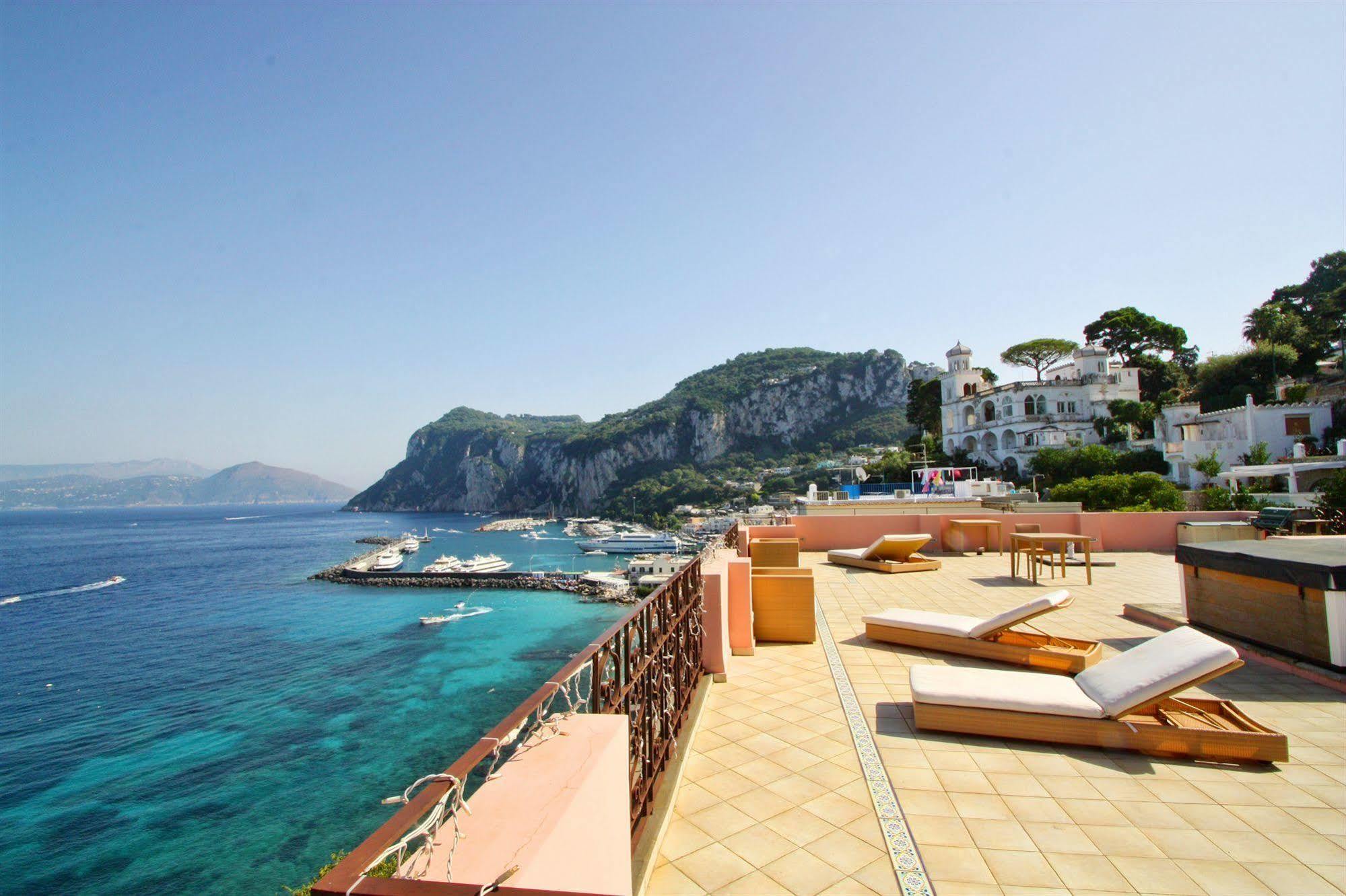Bed & Breakfast Capri Inn 2*