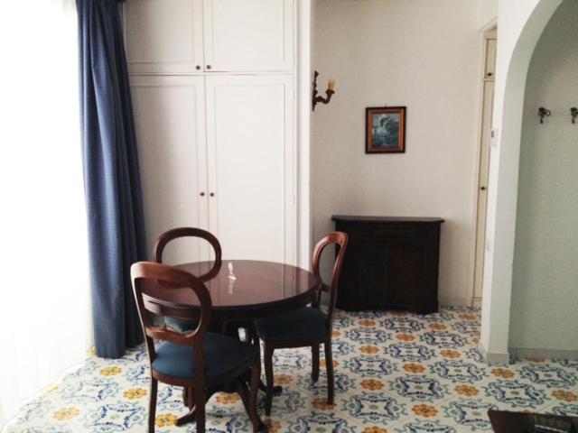 Aparthotel Igea Capri