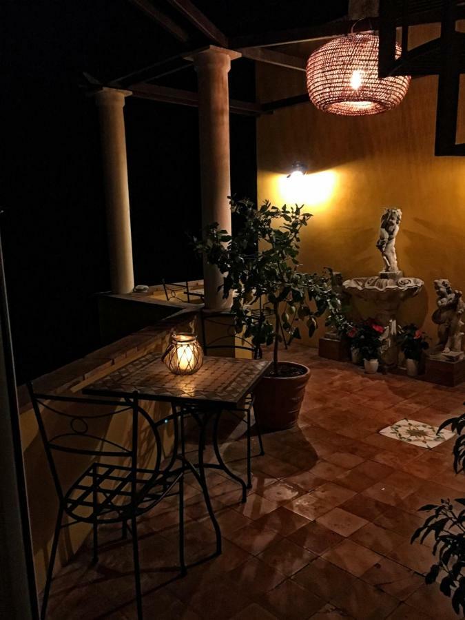Acomodação com café da manhã  La Terrazza Sul Mare Capri