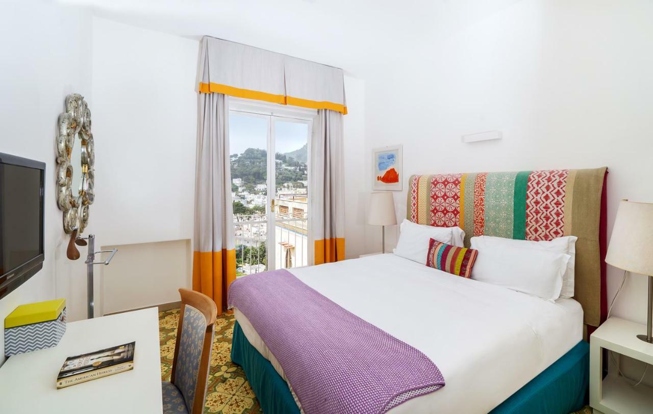 Helios Hotel