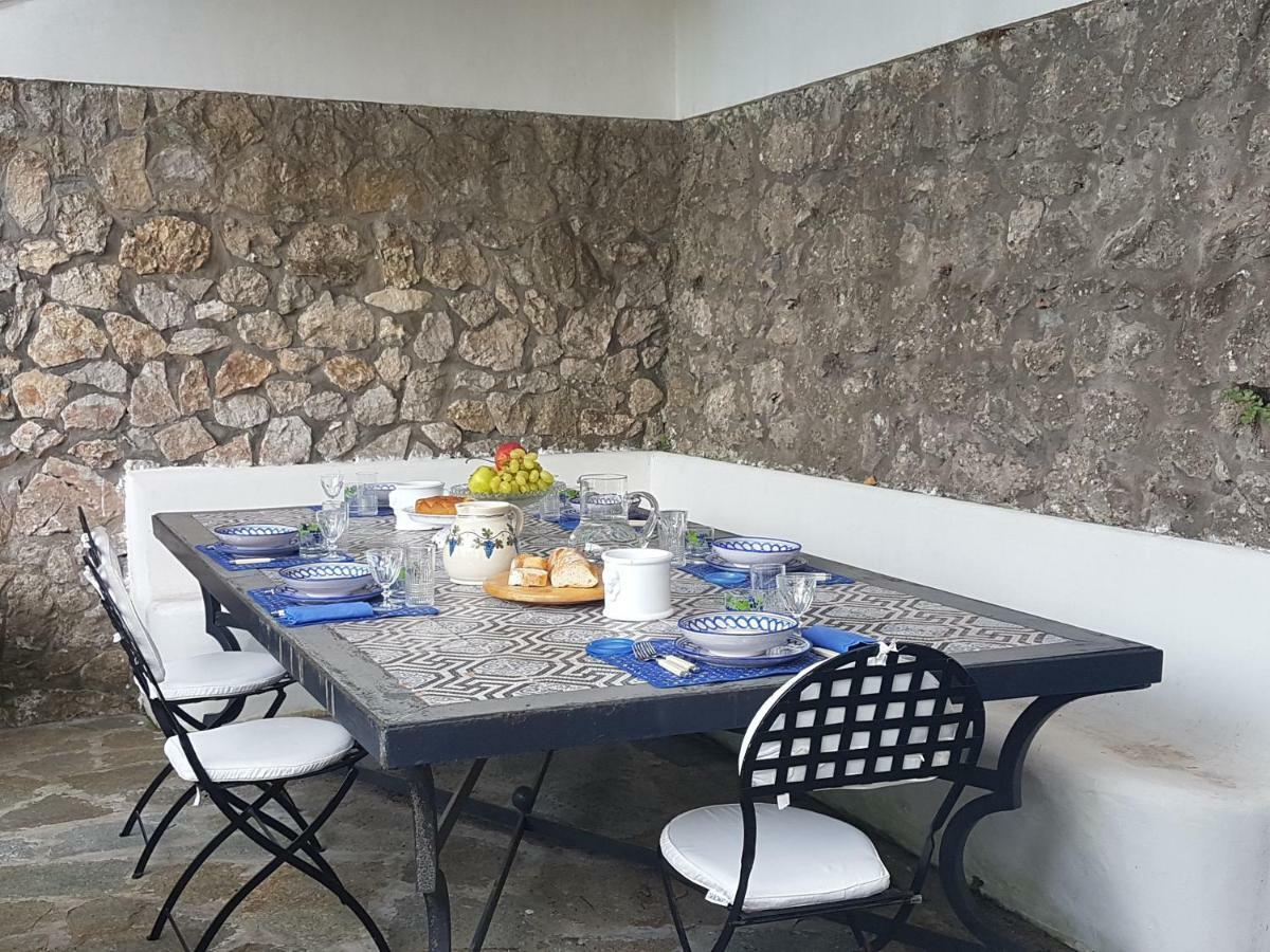 Shangri La Bed & Breakfast *