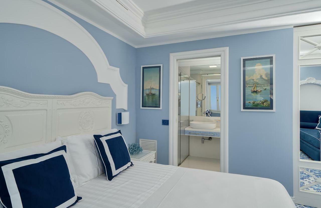 Piazzetta Diefenbach Capri