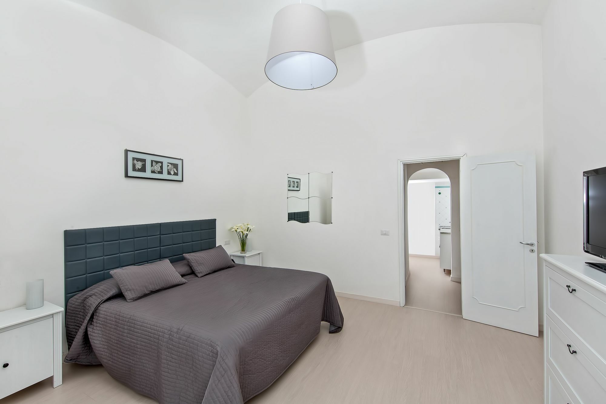 Town Apartment