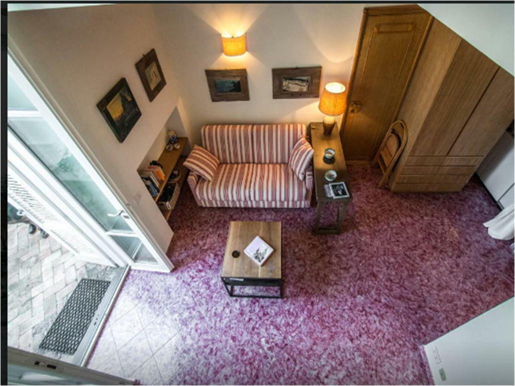 Le Camerelle 83 Holiday home