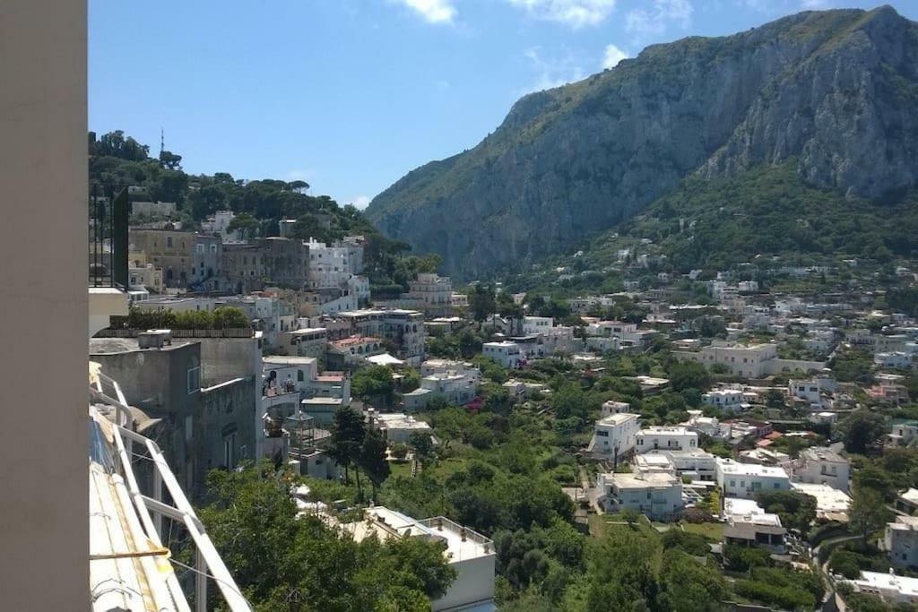 Luxury Flat At 50mt From Piazzetta,best View Capri