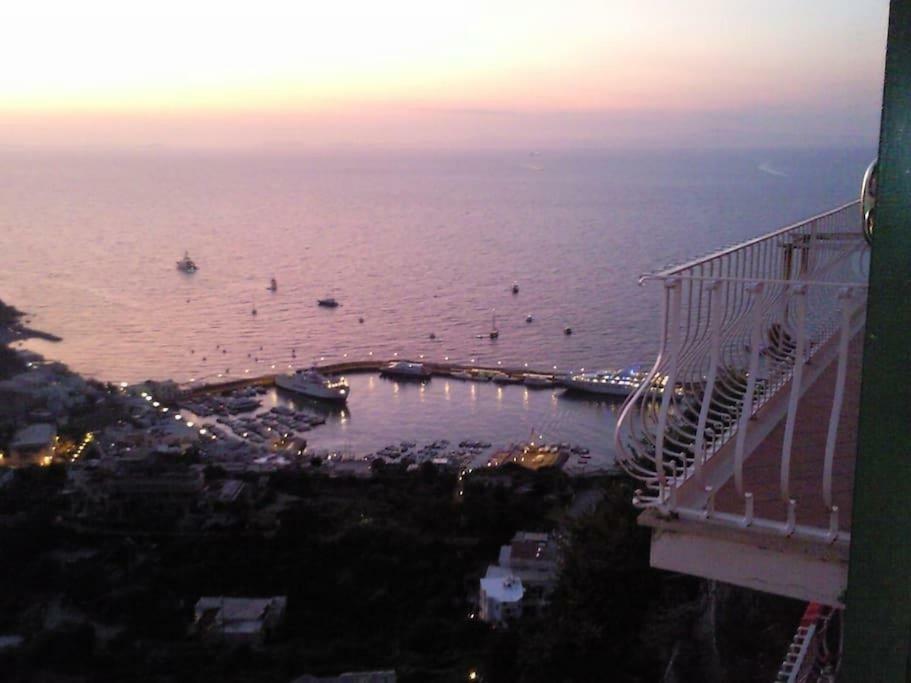 Luxury Flat At 50mt From Piazzetta,best View Capri