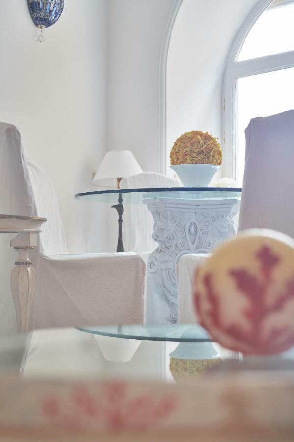 Abate Luxury By Caprirooms * Capri
