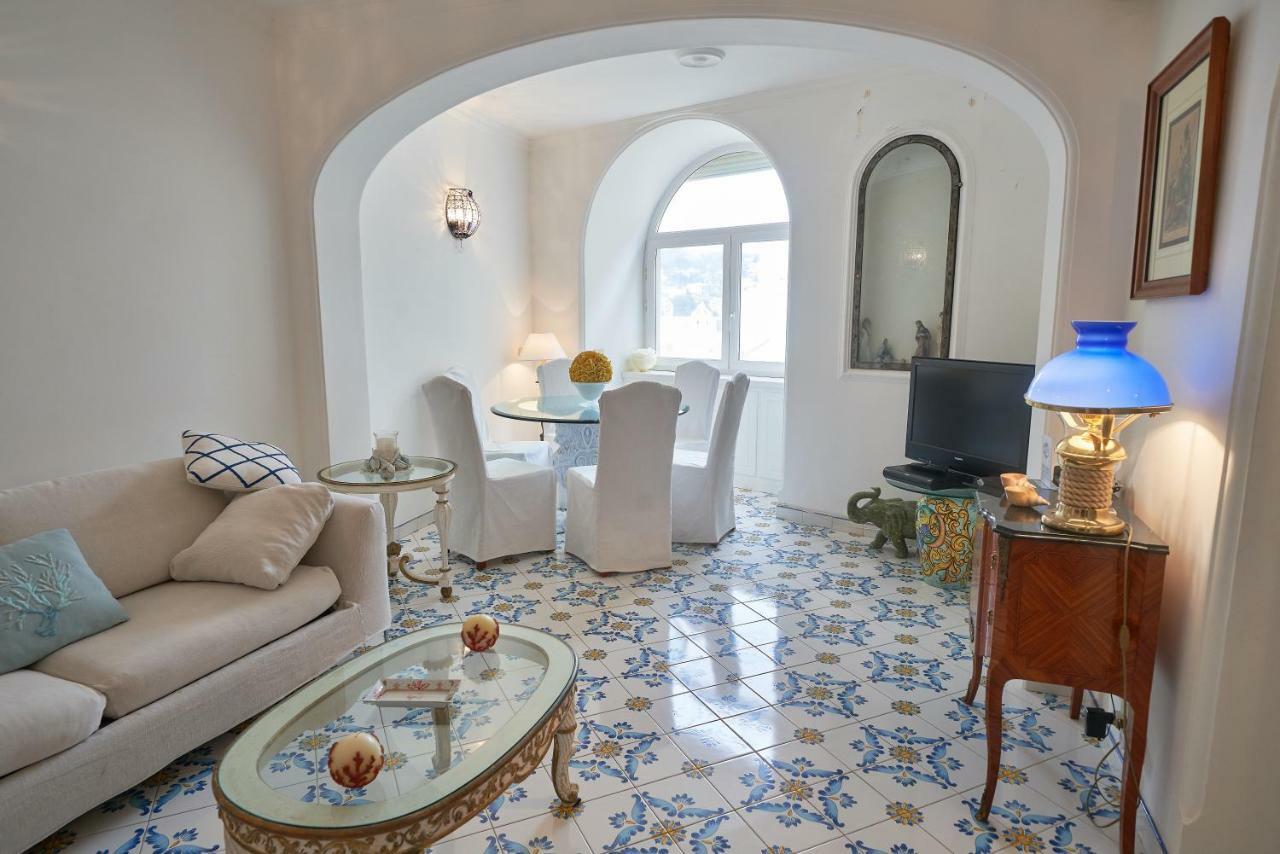 Abate Luxury By Caprirooms Apartment Capri