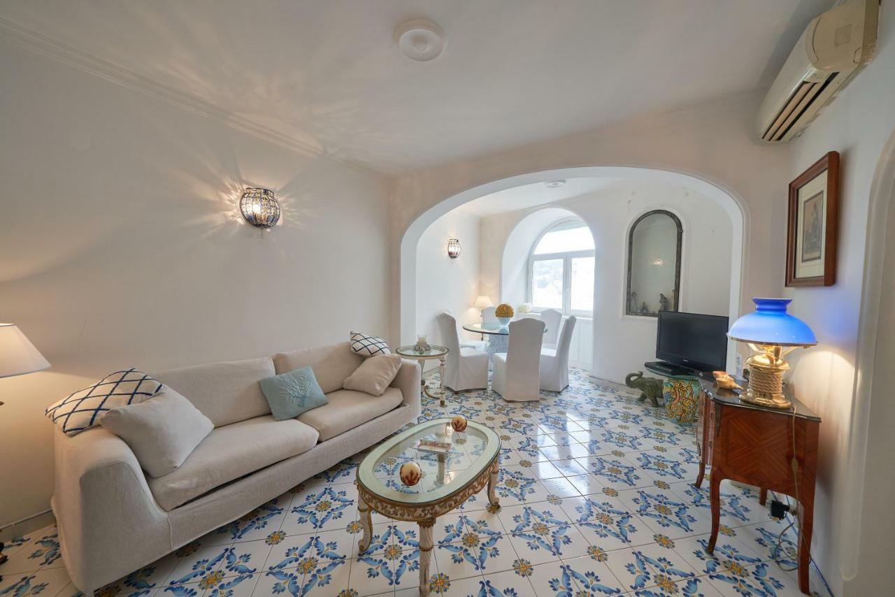 Abate Luxury By Caprirooms Apartment Capri