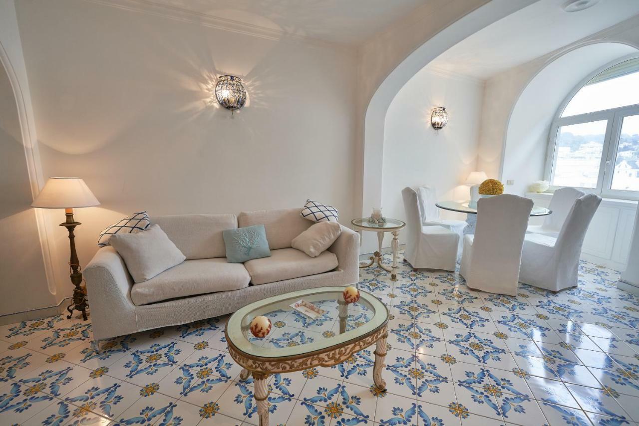 Abate Luxury By Caprirooms Capri