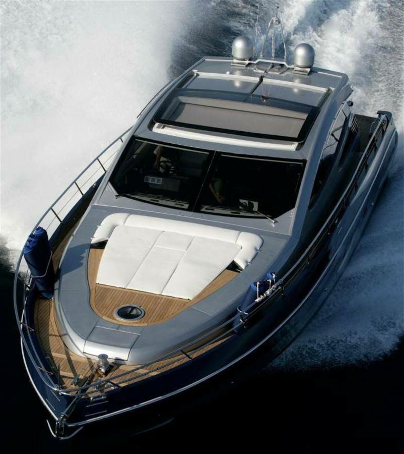 Yacht Botel 3*