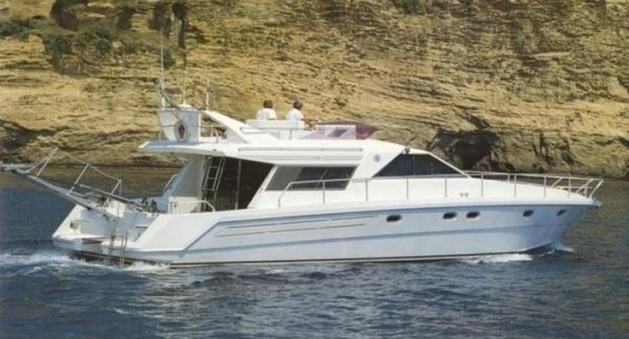 Botel Yacht Capri