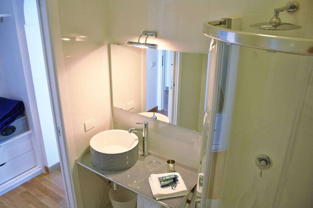 Bed & Breakfast Capri Inn 2*