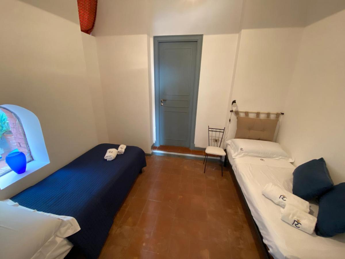 Regina Di - Occhio Marino - Capri