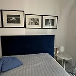 Capri Design Room