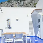 Lilium Luxury Home Capri