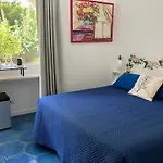 Villa Striano Capri - Guest House - Rooms Garden&Art