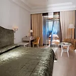 Hotel Luna