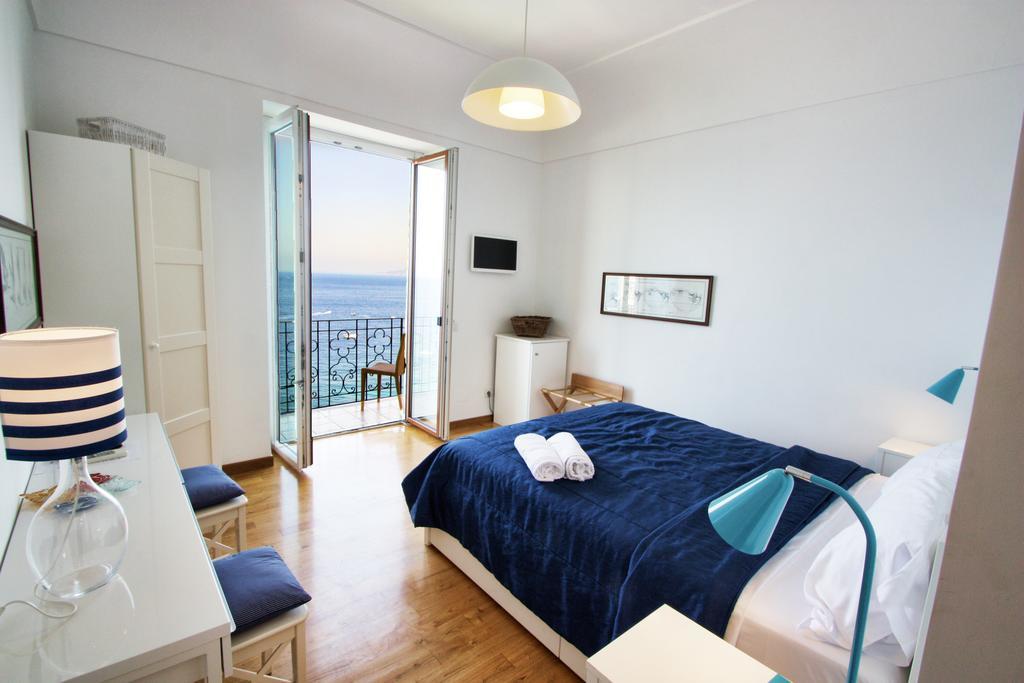 Capri Inn Bed & Breakfast 2*