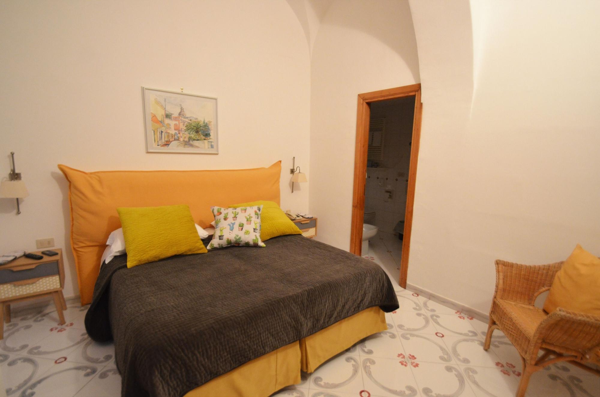 Gatto Bianco Hotel
