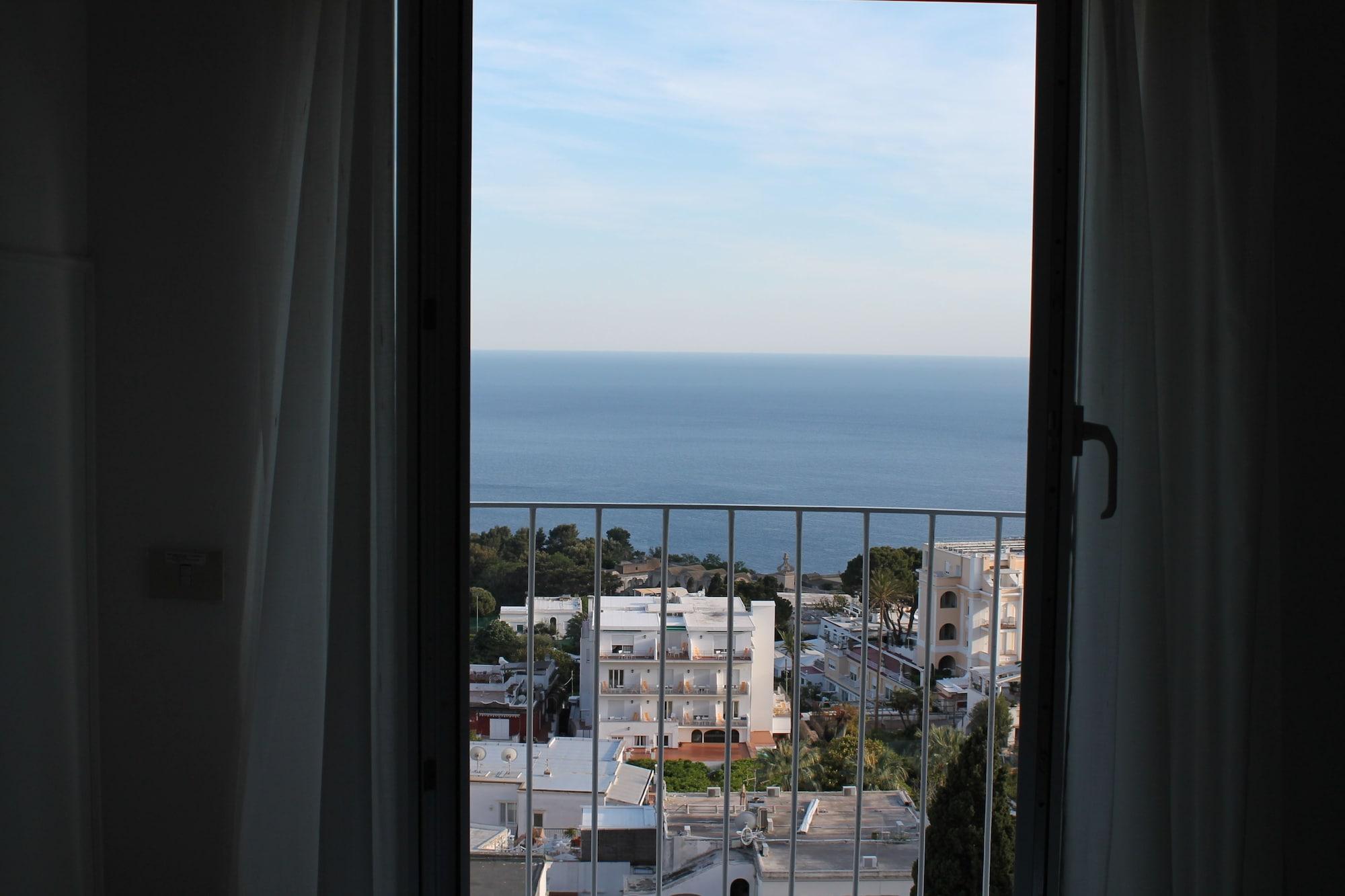 Esperia 3* Capri