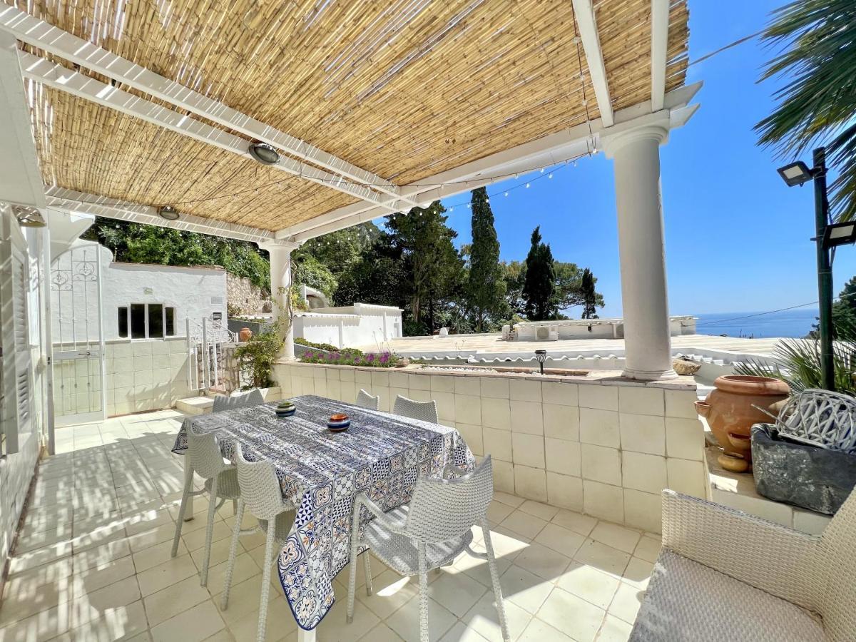 Center Holidays Apartment Capri