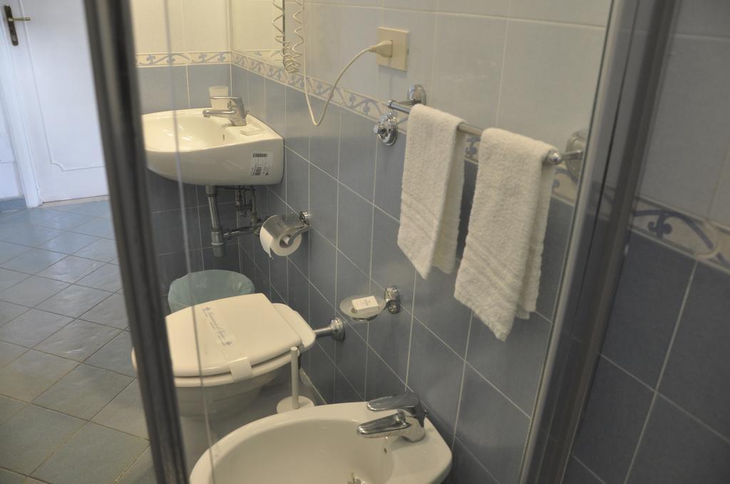 Hotel Esperia 3*