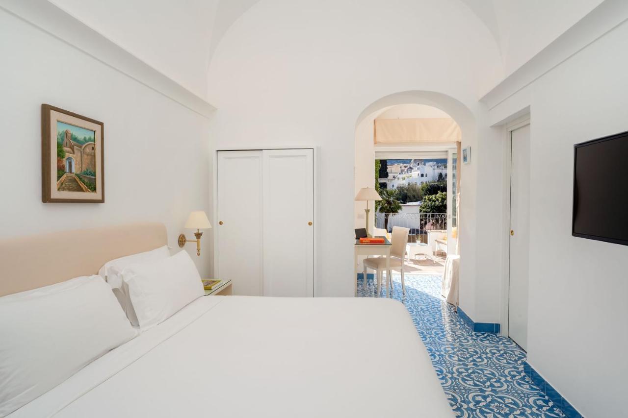 Syrene Hotel 4*
