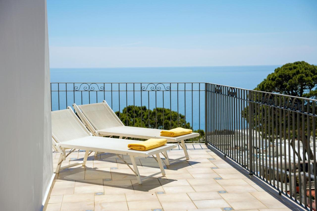 Syrene Hotel 4*