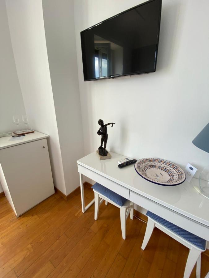 Bed & Breakfast Capri Inn 2*