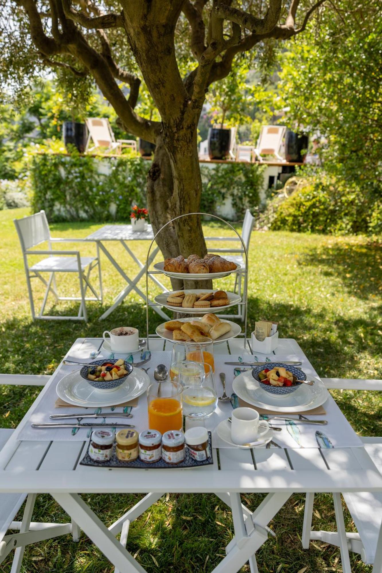 Guest house La Pergola 2*