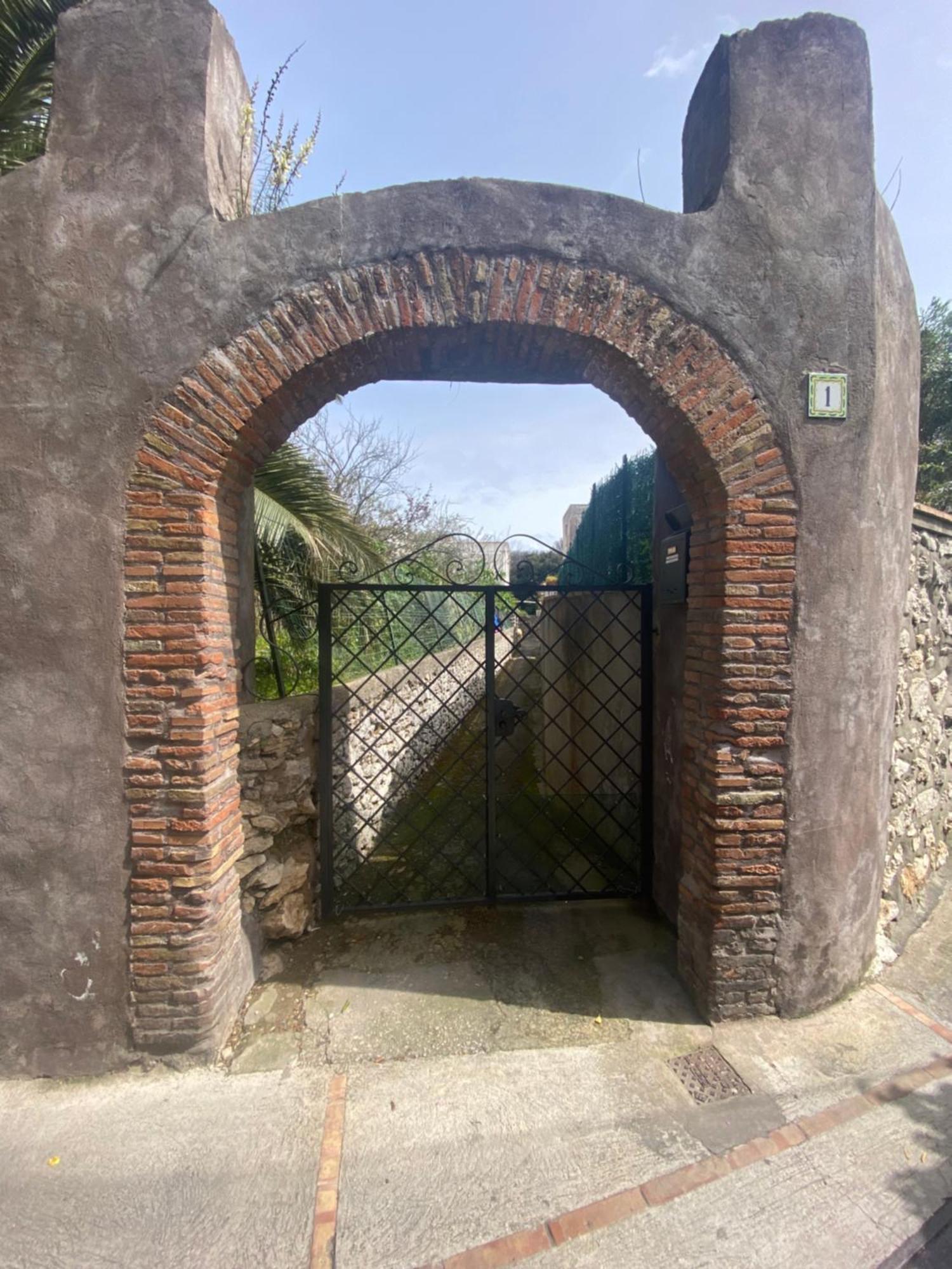 Casina Edomilla * Capri