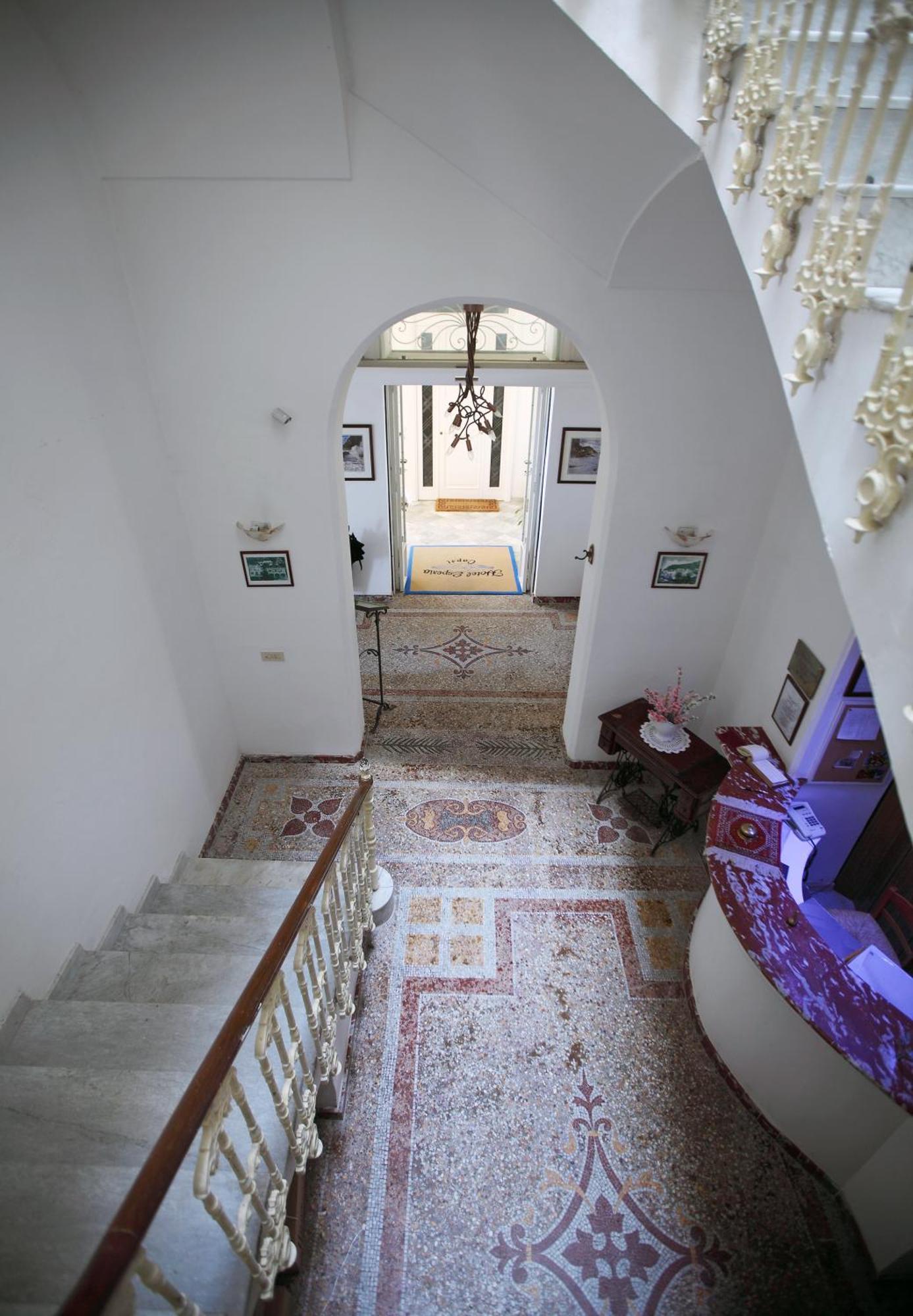 Hotel Esperia 3*