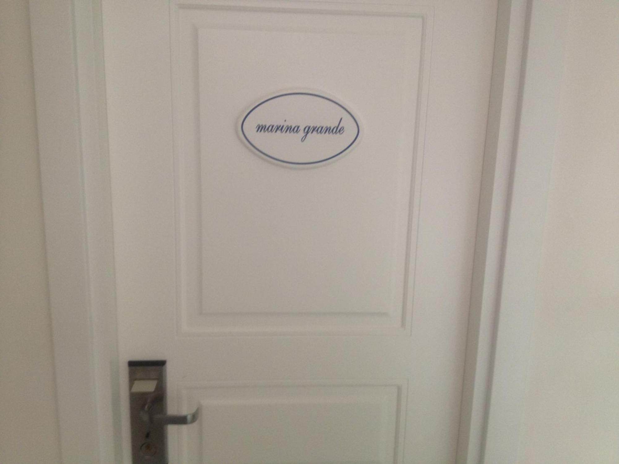 Bed & Breakfast Capri Inn 2*