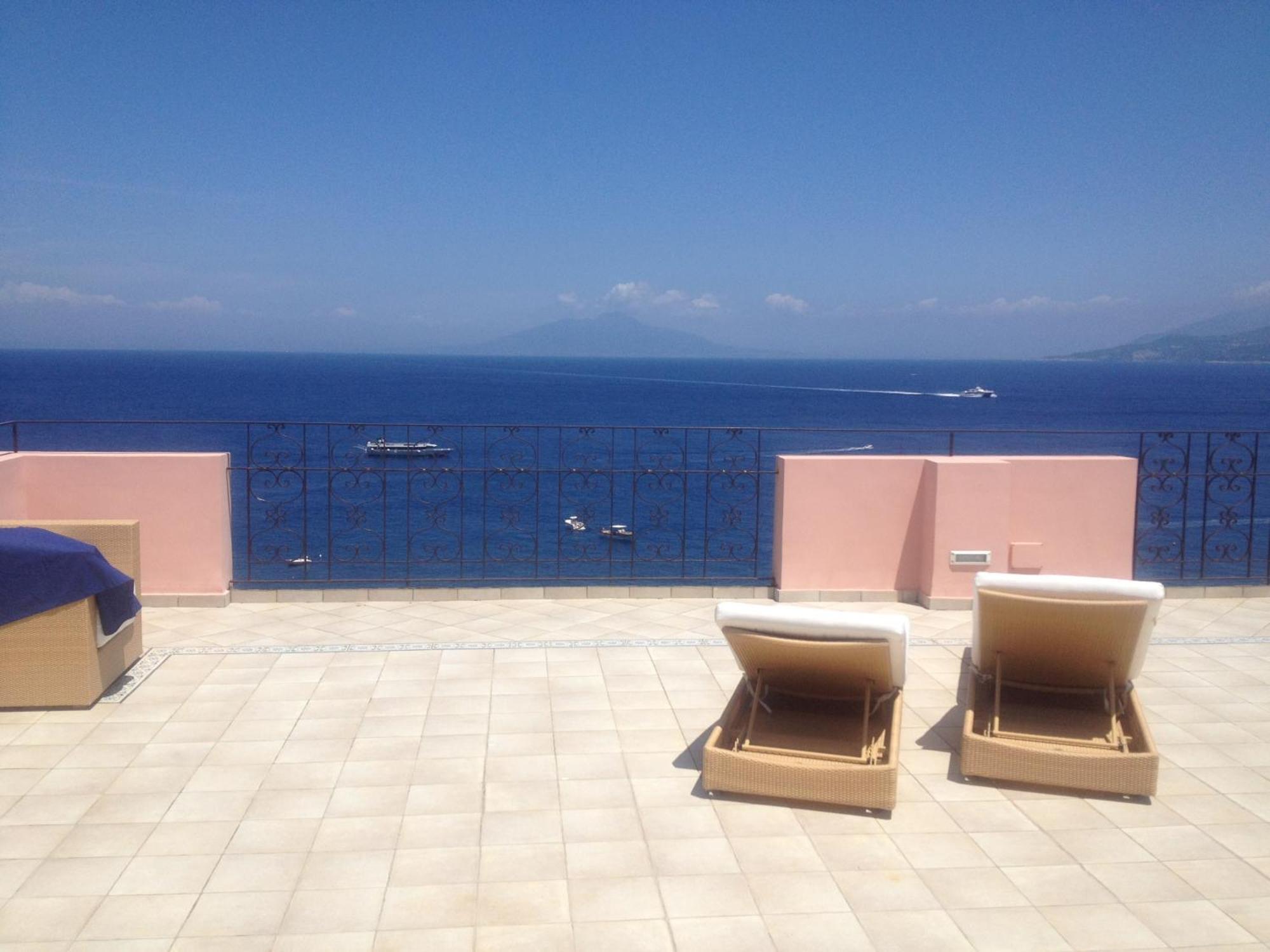 Bed & Breakfast Capri Inn