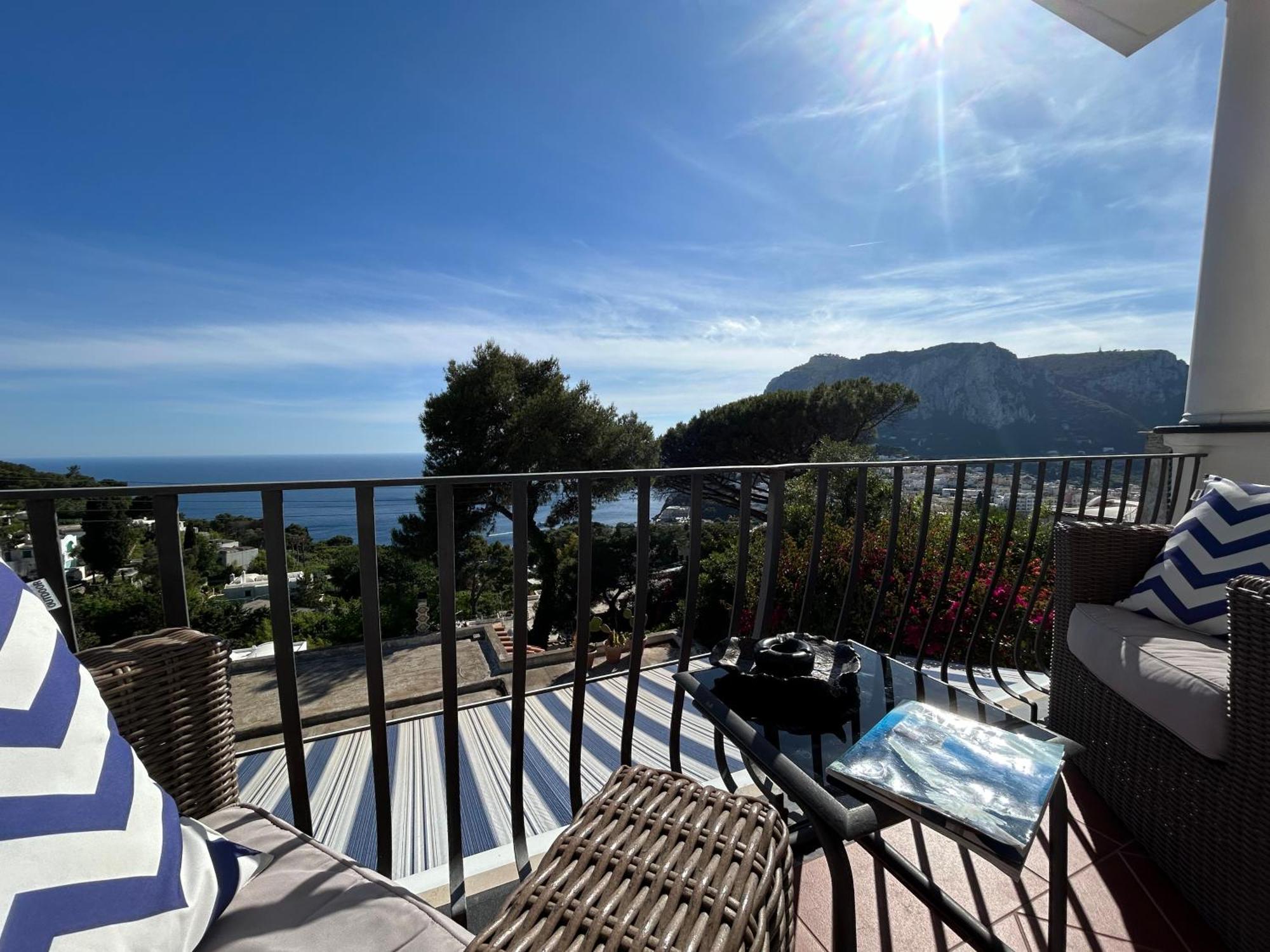 Apartment Marvelous Sea View