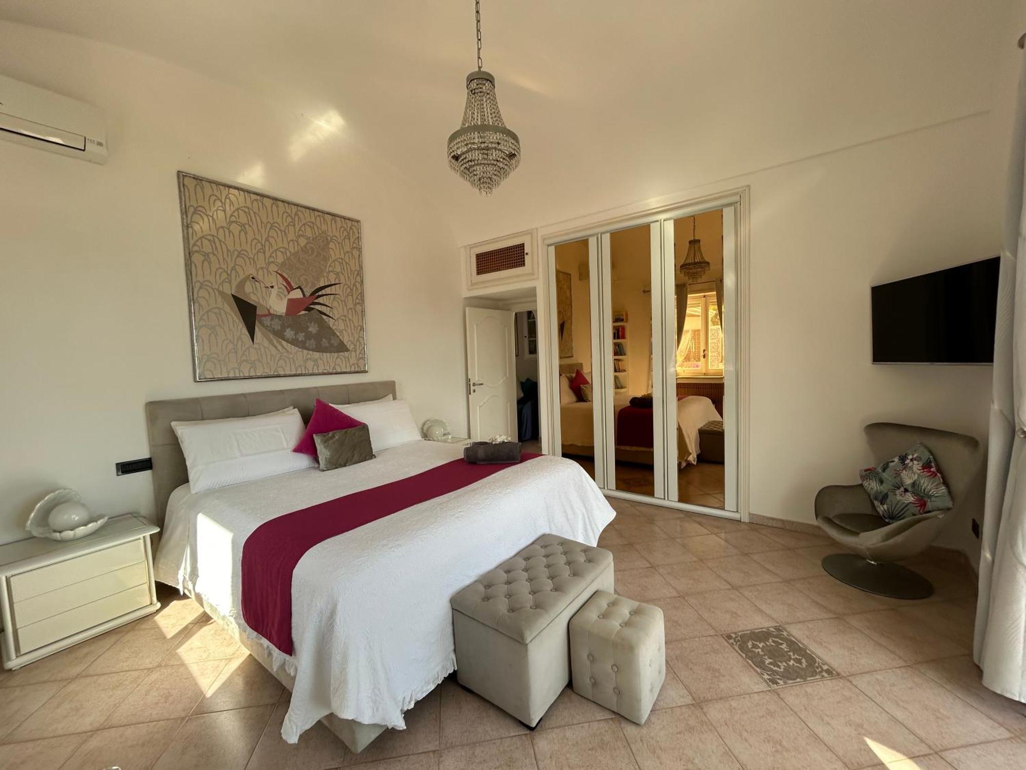 Marvelous Sea View Apartment Capri