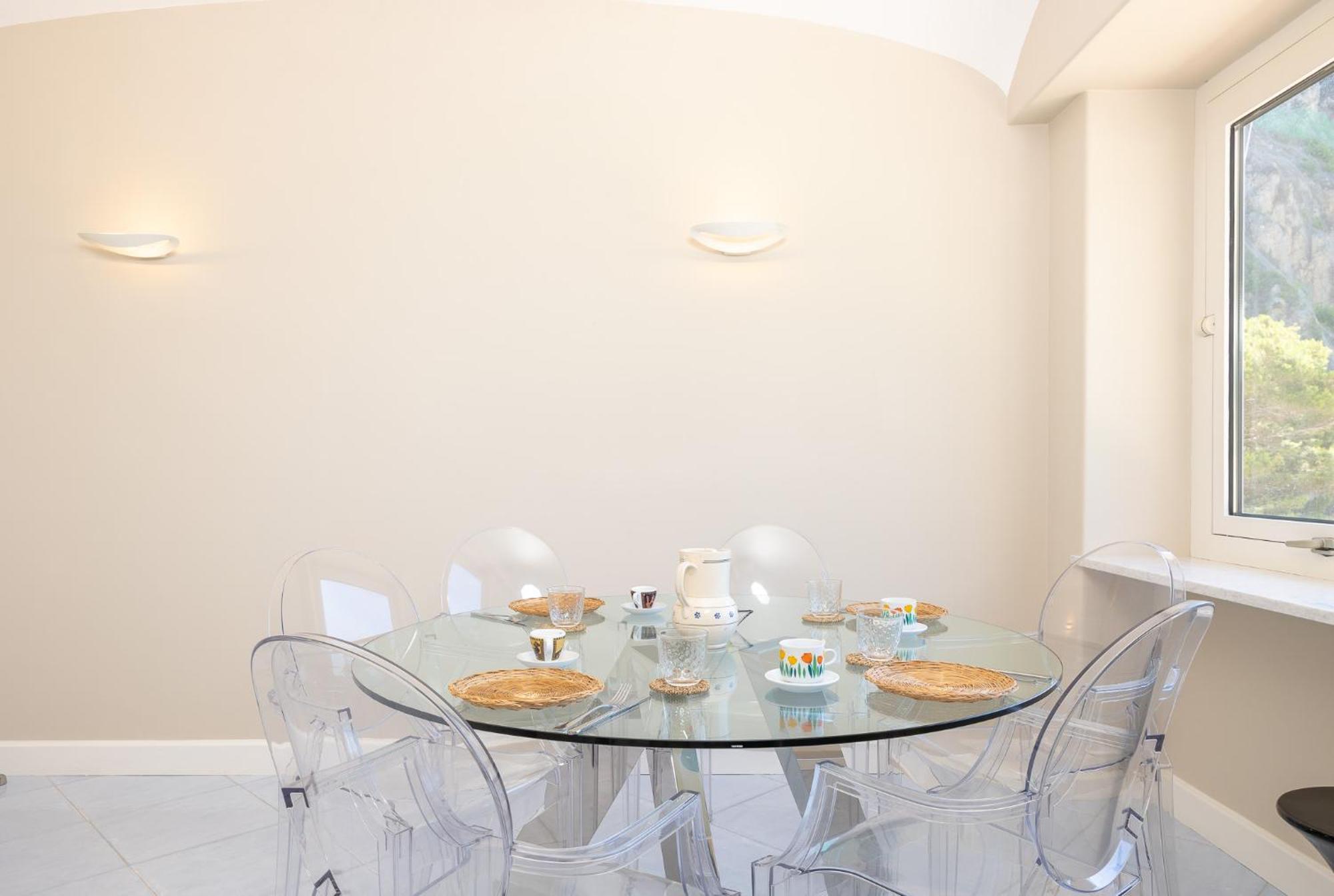 Lilium Luxury
