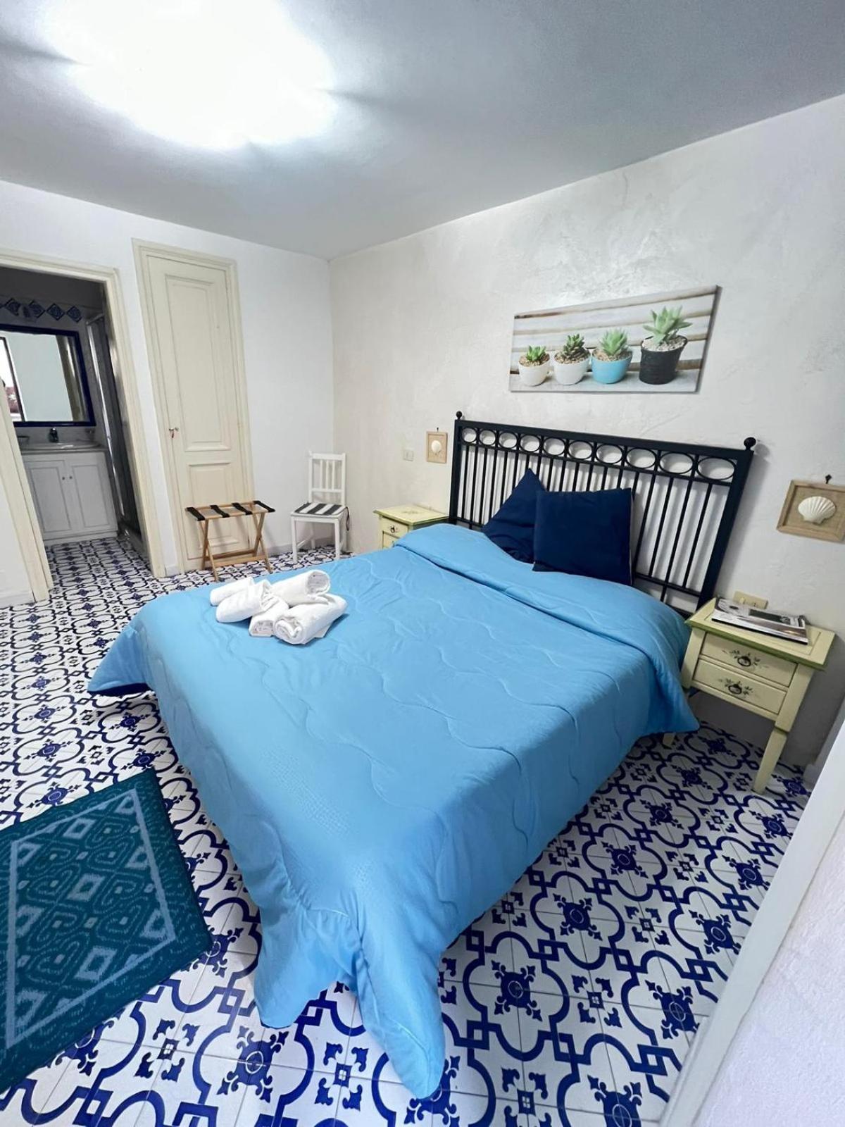 Guest house Civico13 *