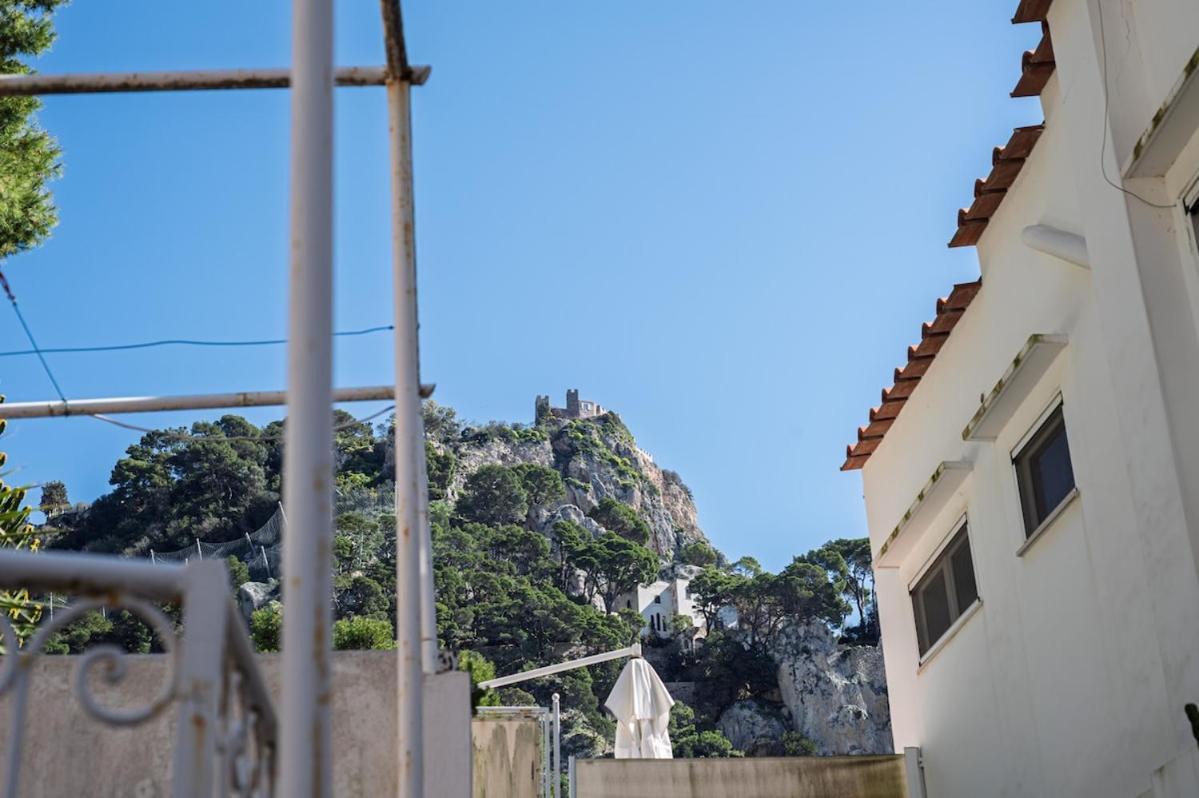 Marina Piccola Villa