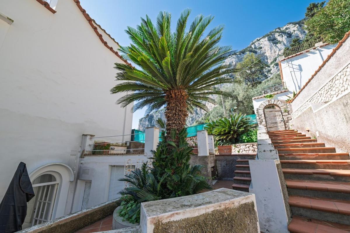 Marina Piccola Villa