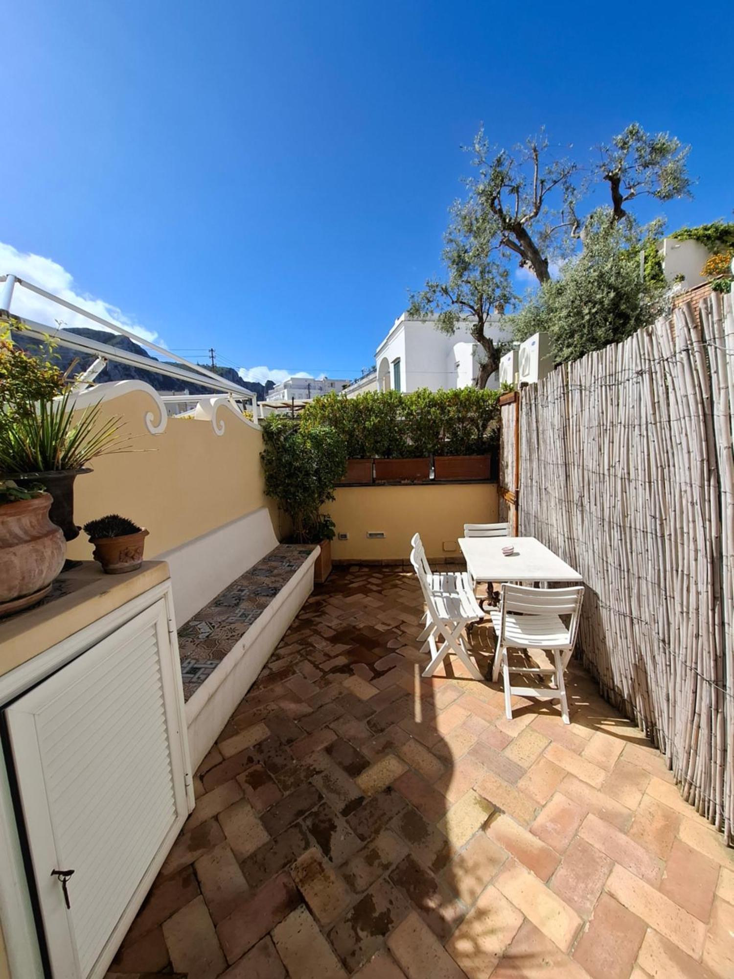Le Camerelle 83 Holiday home Capri