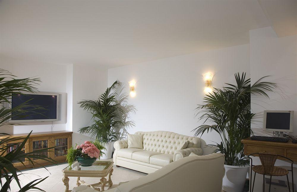 Brunella Hotel