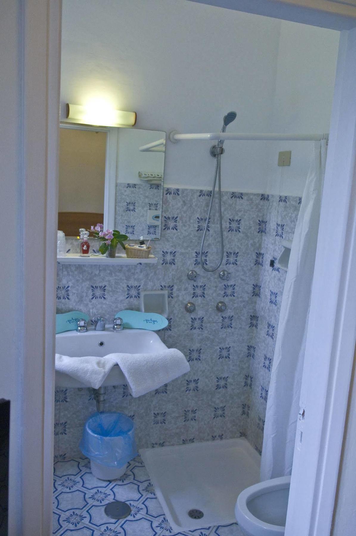 Otel Sarah 4*