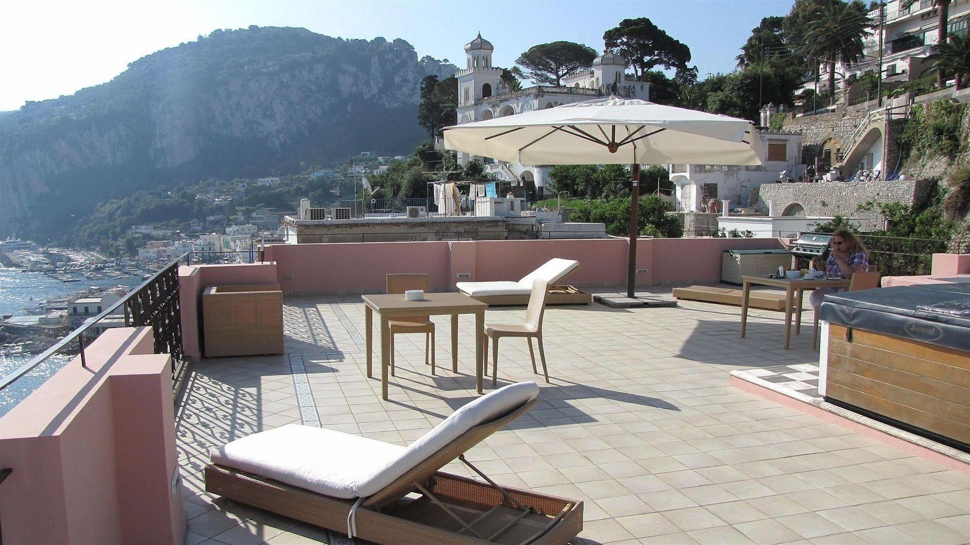 Capri Inn Bed & Breakfast 2*