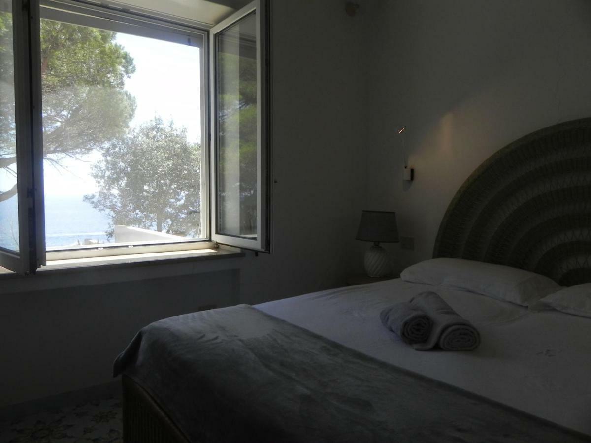 Caprese Affittacamere Capri