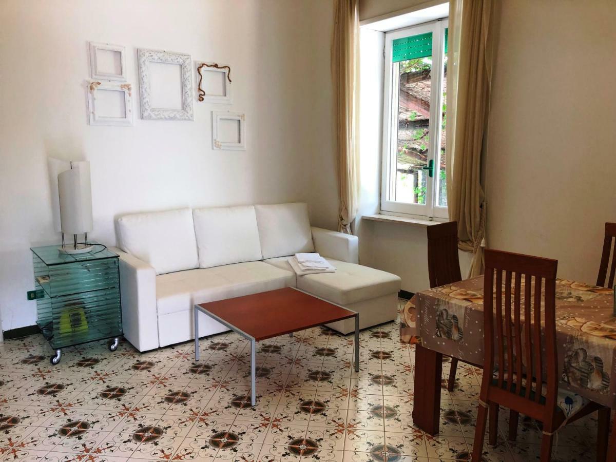 Ferienhaus Regina Di - Truglio- *