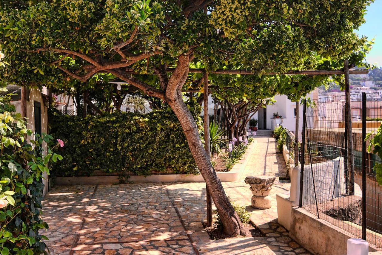 Giardini Luxury Affittacamere